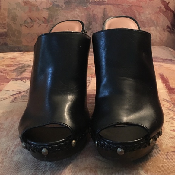 Olsenboye Black Shoes Peep Toe Studs Clogs Mules - Picture 1 of 6